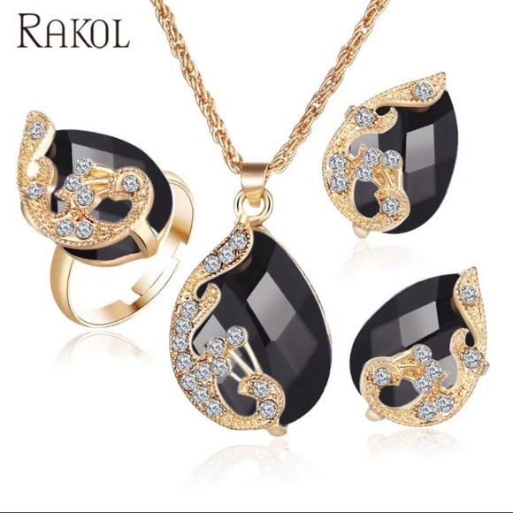 Jewelry set - Picture 2 of 5